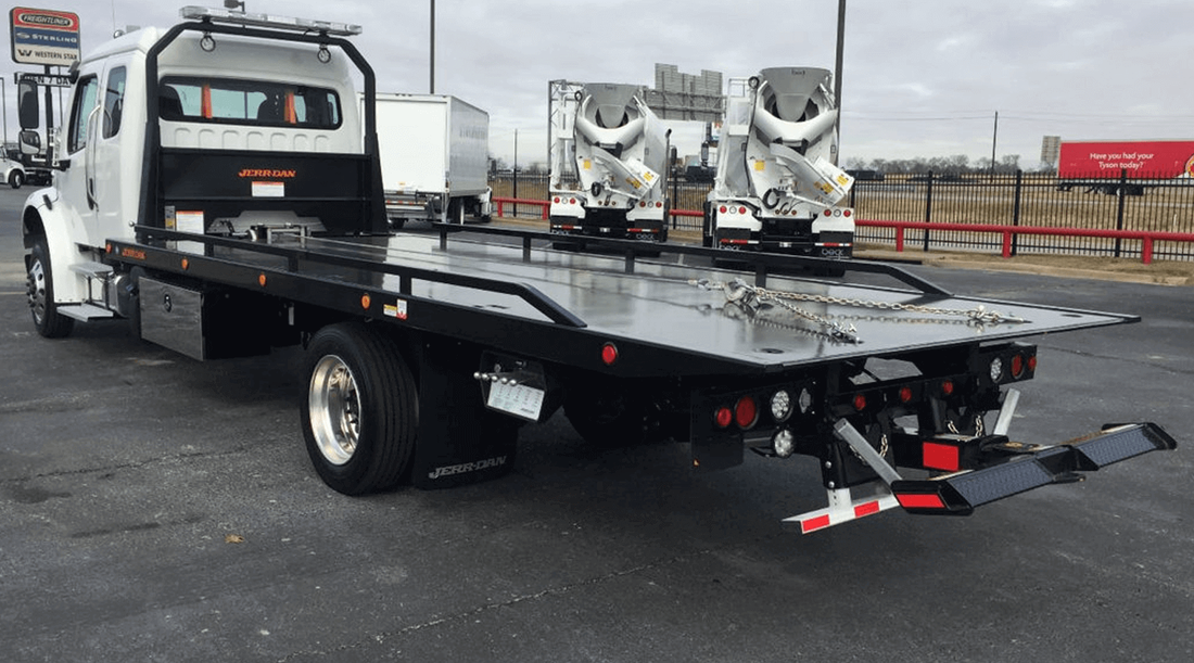 Empty flatbed tow truck ready for flatbed towing in Carlsbad, CA